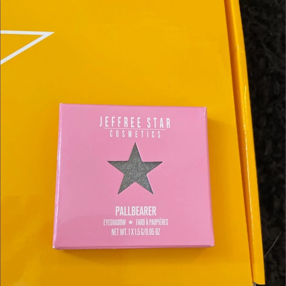 Jeffree star single shadow